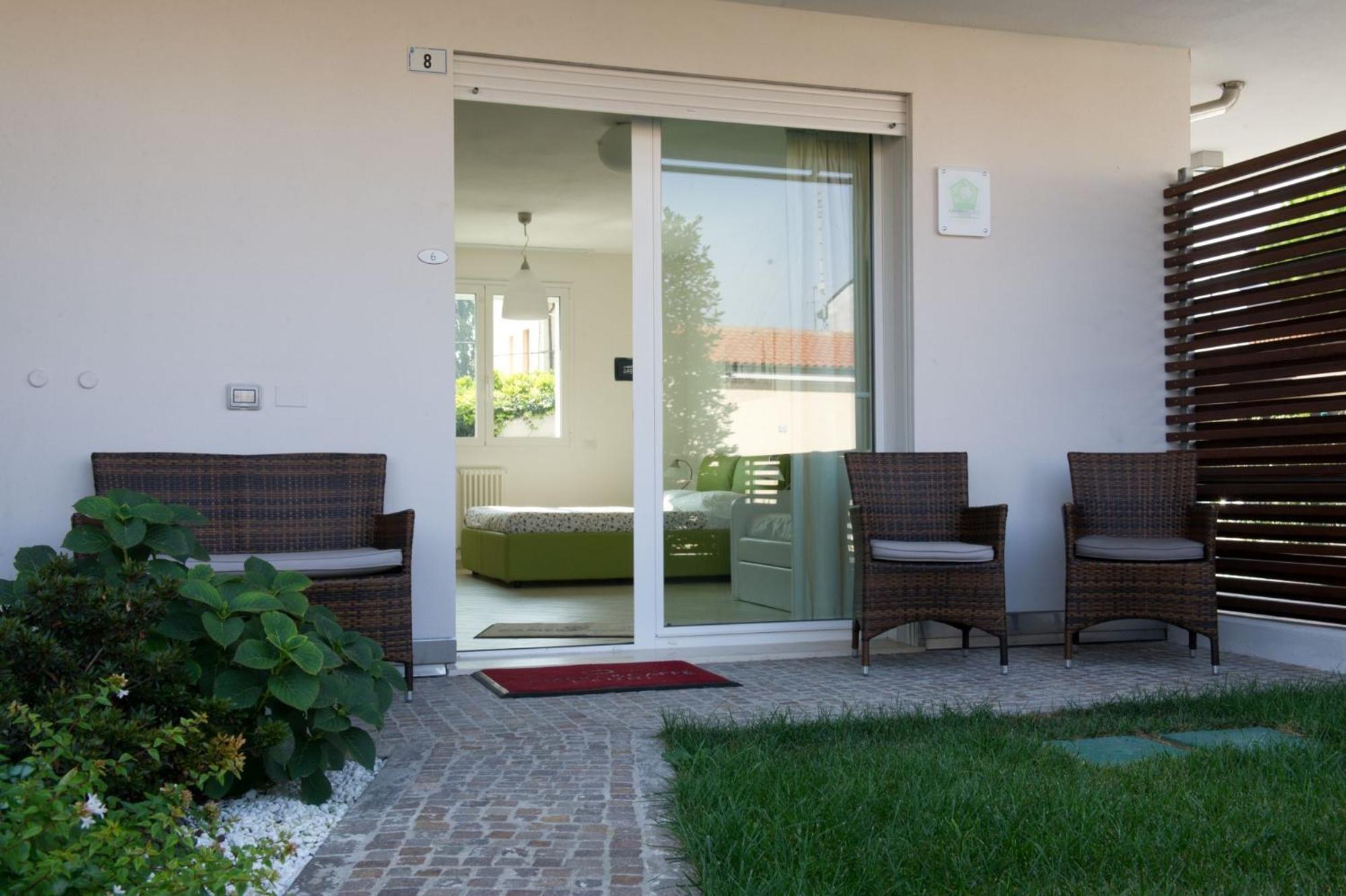 Camera & Caffe Cenni Aparthotel