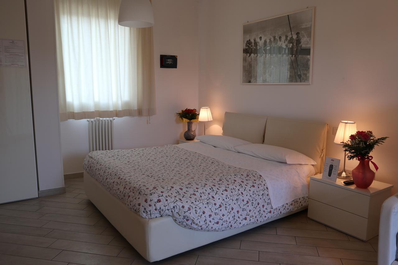 Apartahotel & Caffe Cenni Fosso Ghiaia