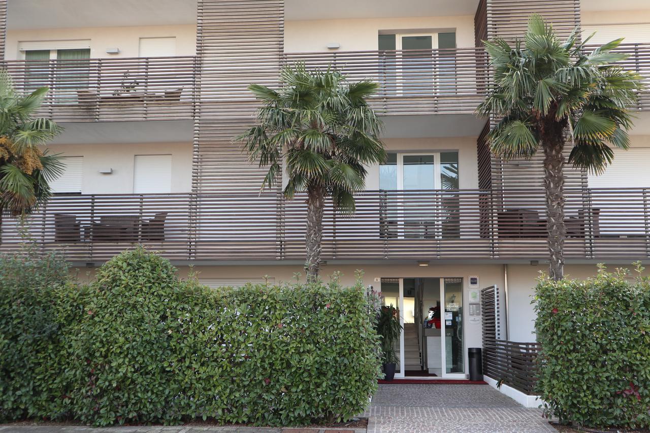 & Caffe Cenni Apartahotel Fosso Ghiaia